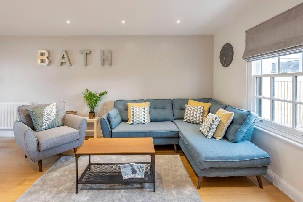 Fantastic 3-Bed House With Parking Villa Bath Dış mekan fotoğraf